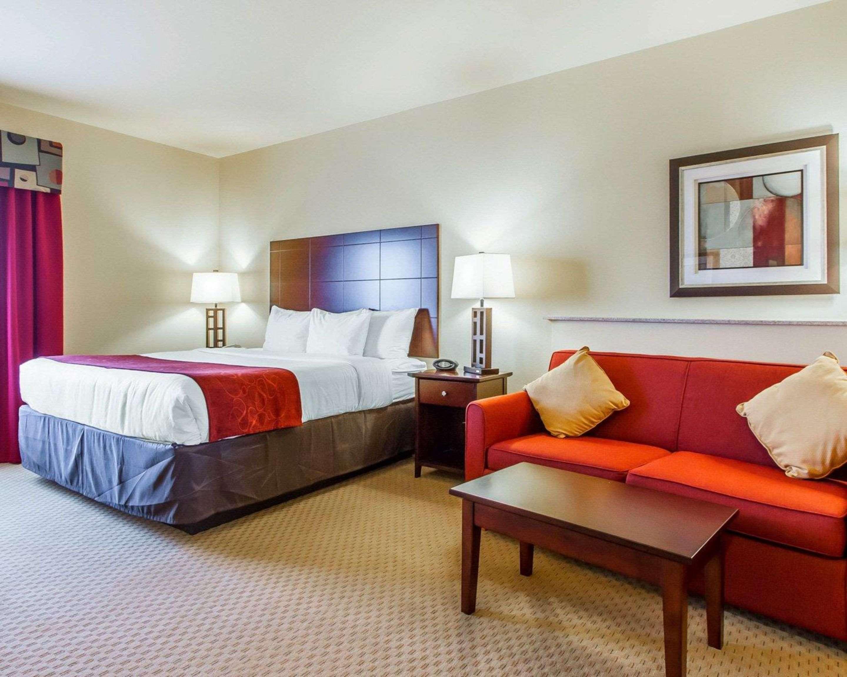 คอมฟอร์ต สวีท ฟลอเรนซ์ โชลแอเรีย Hotel ภายนอก รูปภาพ