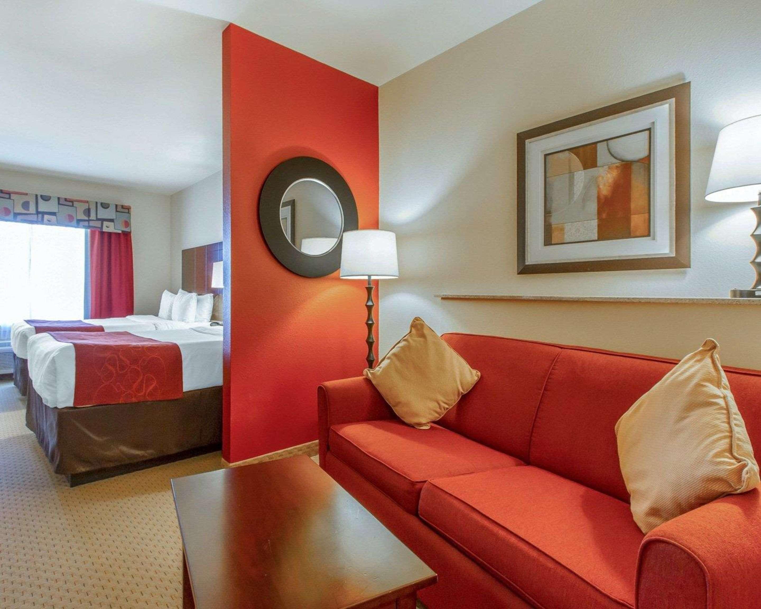 คอมฟอร์ต สวีท ฟลอเรนซ์ โชลแอเรีย Hotel ภายนอก รูปภาพ